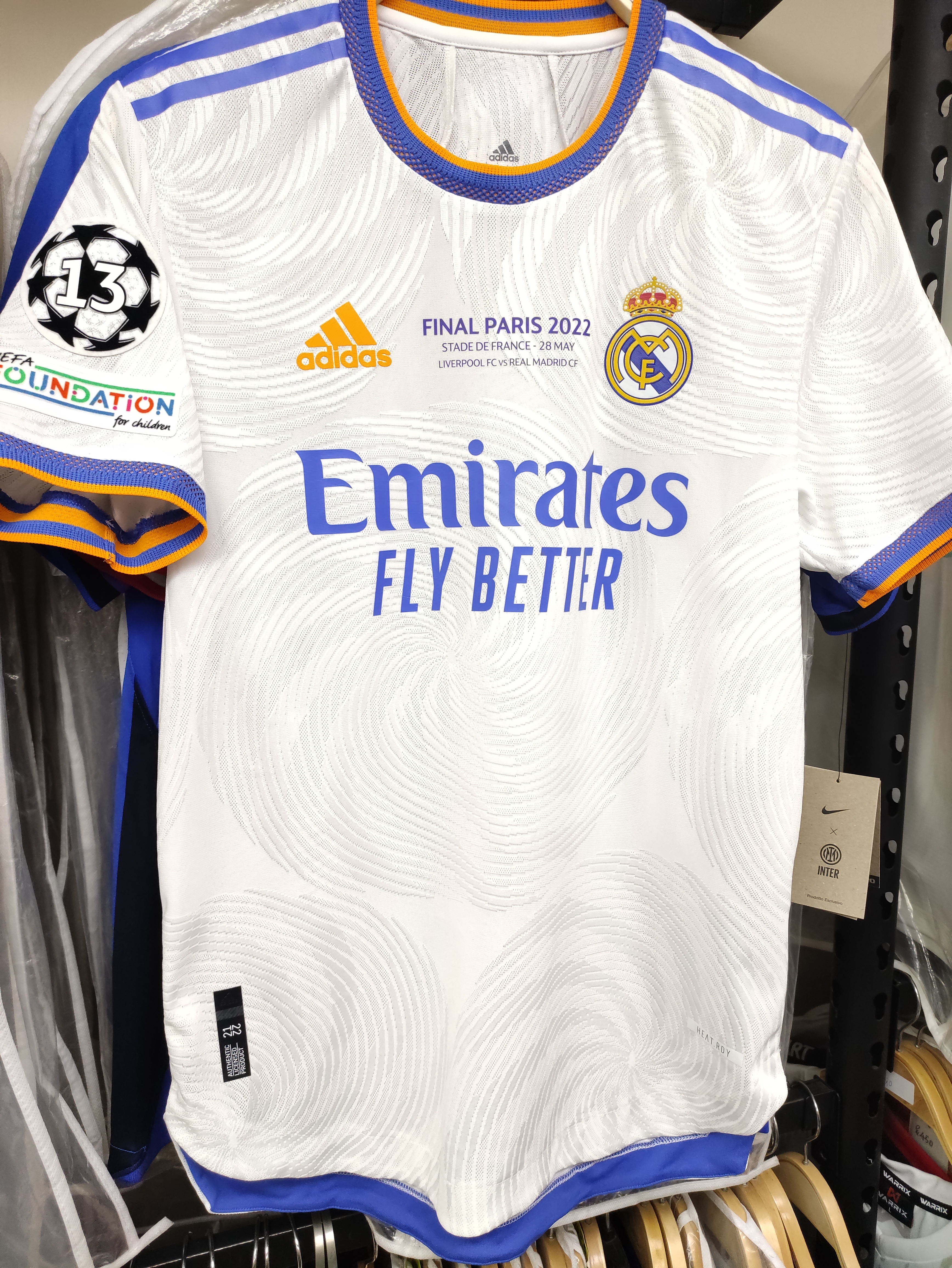 21-22皇家馬德里主場歐聯決賽版球員版球衣