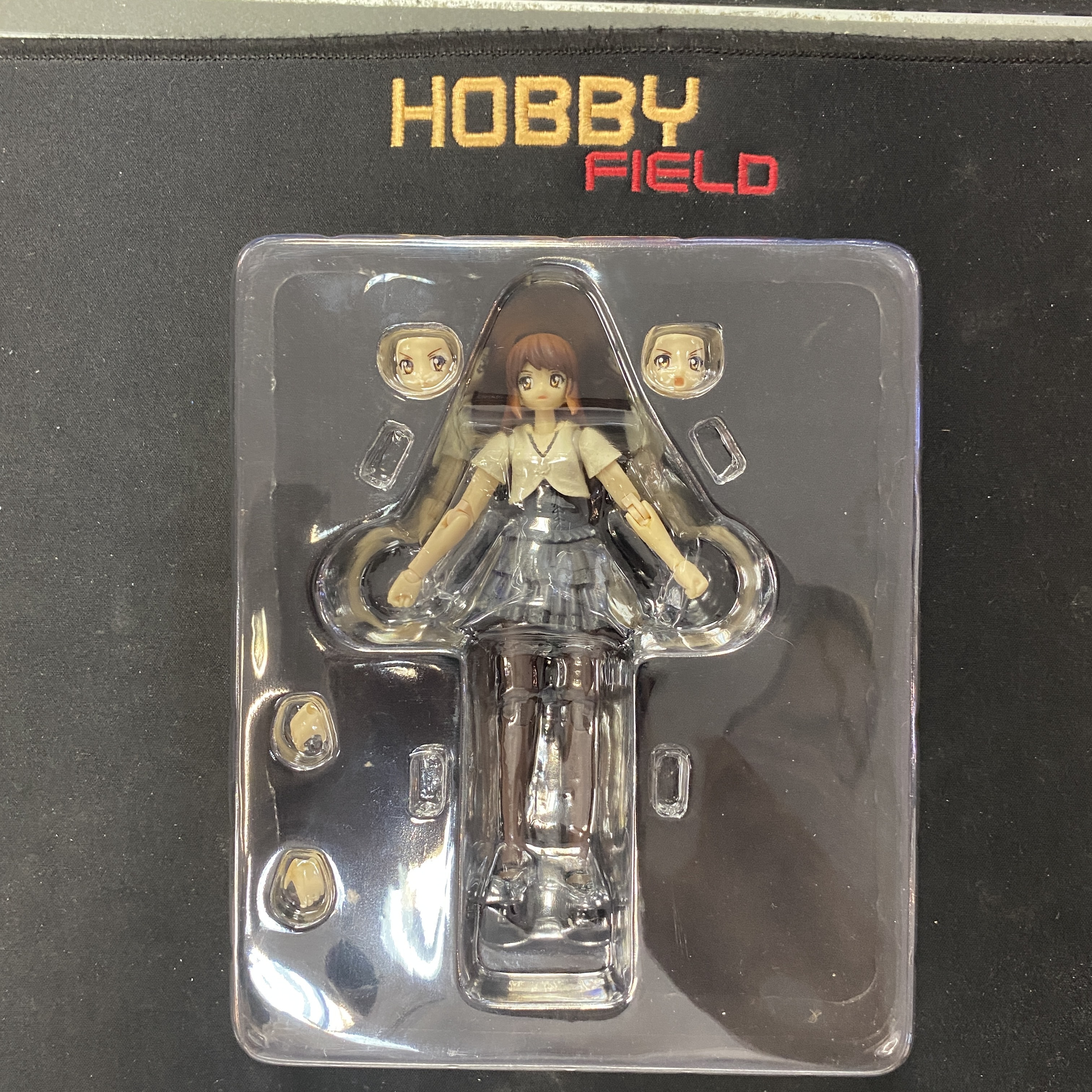 寄賣 SHF 幪面超人 Hana 19 years old