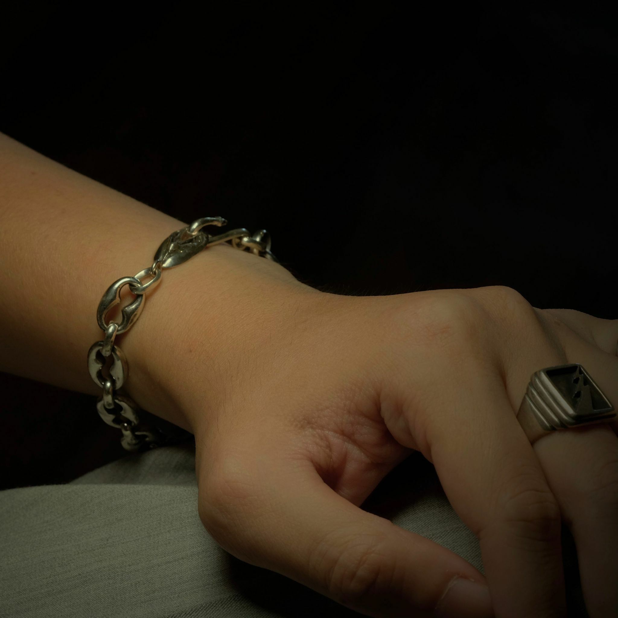 生命之門系列：禁果手鍊