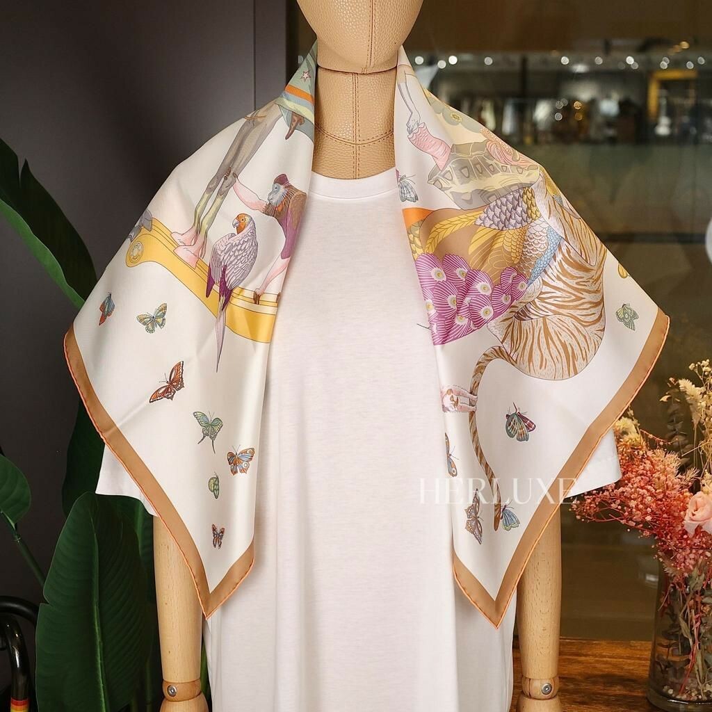 Scarf 100% soie 90 x 90cm