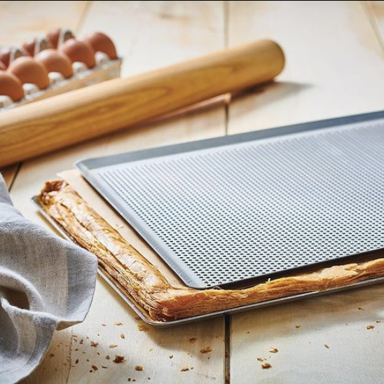 加厚鋁製氣孔烘焙烤盤
