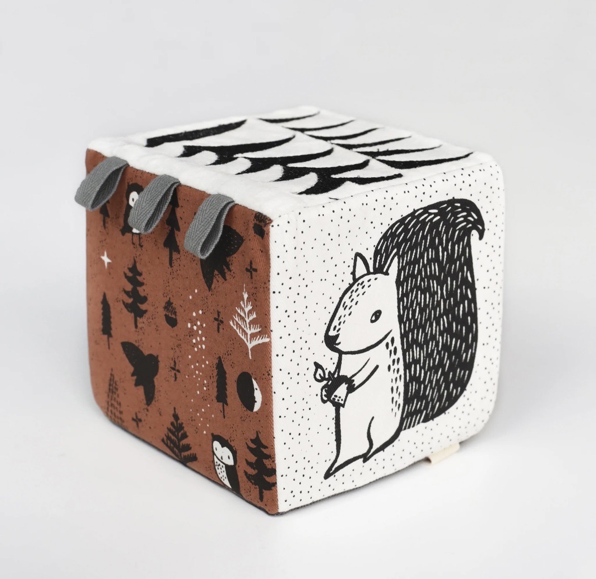 Wee Gallery -林地布立方體