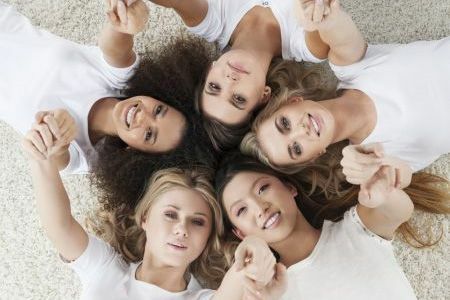 美女, 閨蜜,睡眠, 睡衣派對. 友誼,