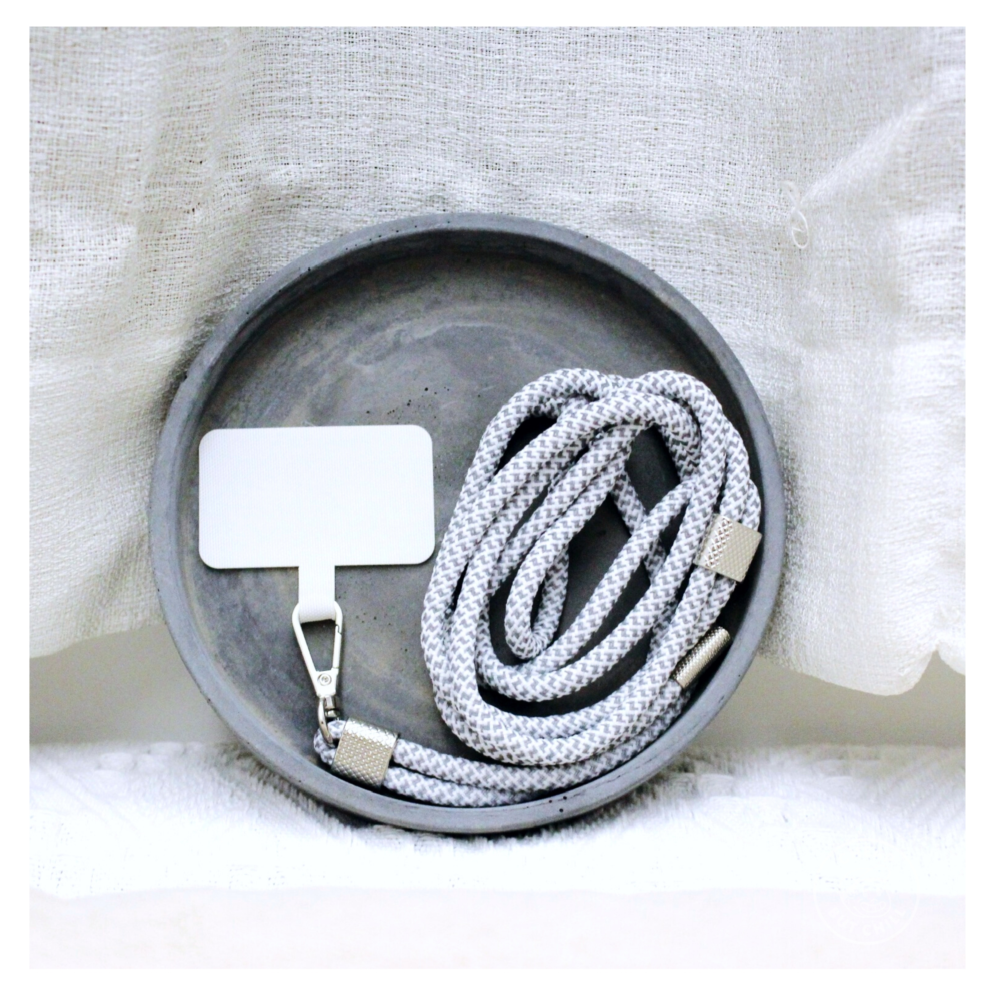 New ✦ CheapbutChill 手機掛繩 (七色入)