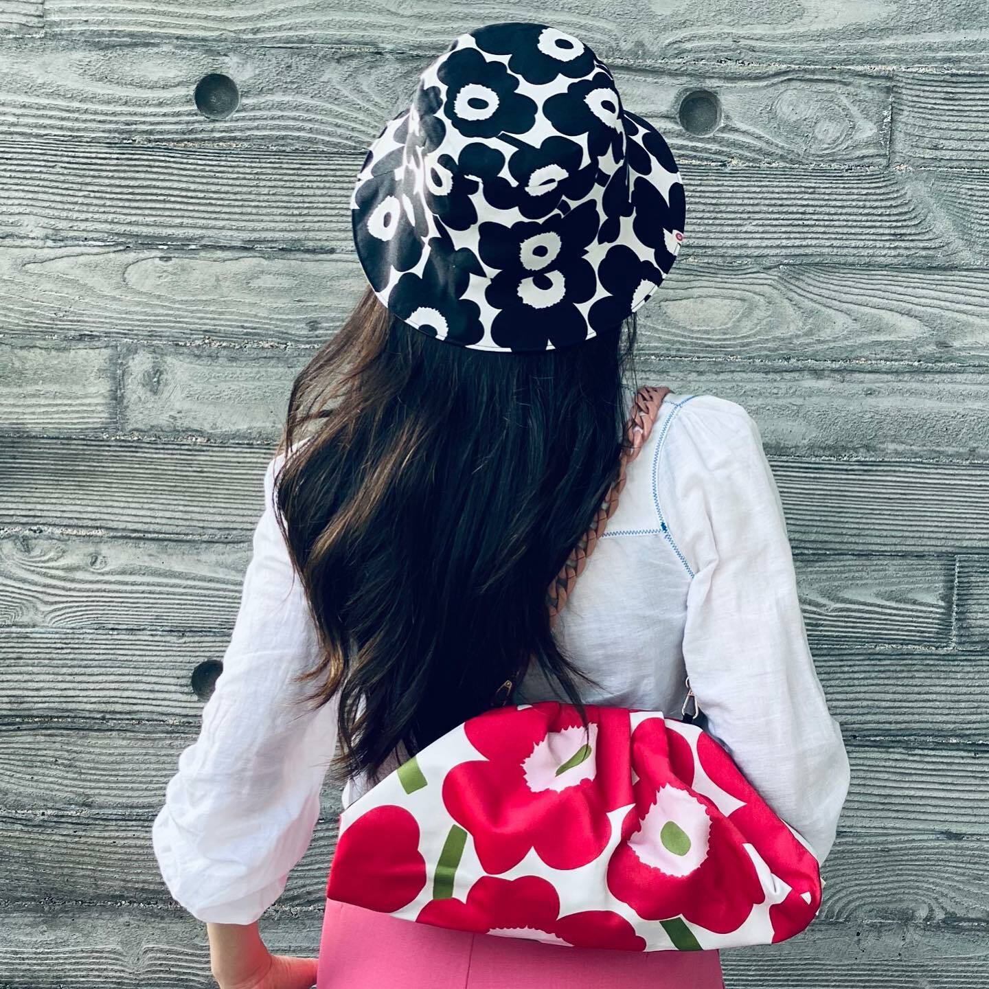 Cloud pouch | by mariemkko 桃紅色 unikko fabric