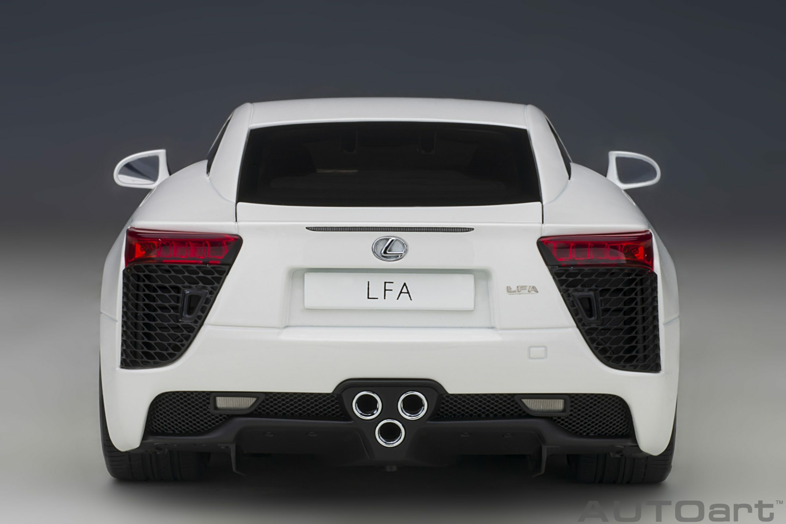 1/18 AUTOART Lexus LFA (Whitest White) (78850)