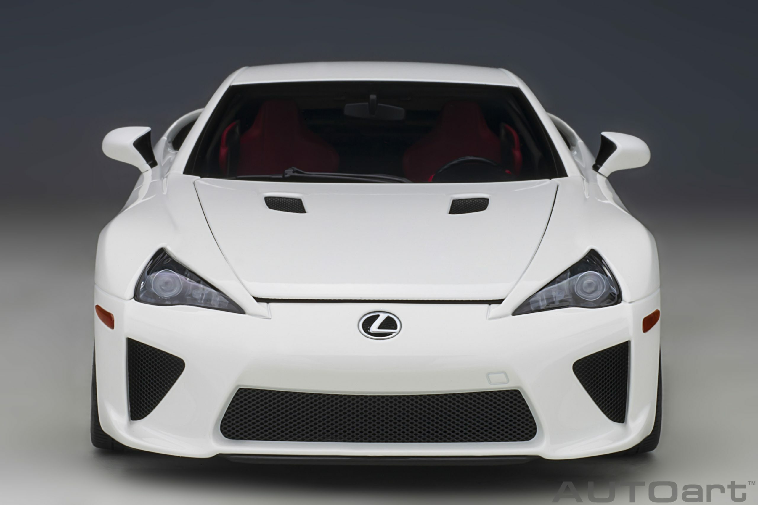 1/18 AUTOART Lexus LFA (Whitest White) (78850)