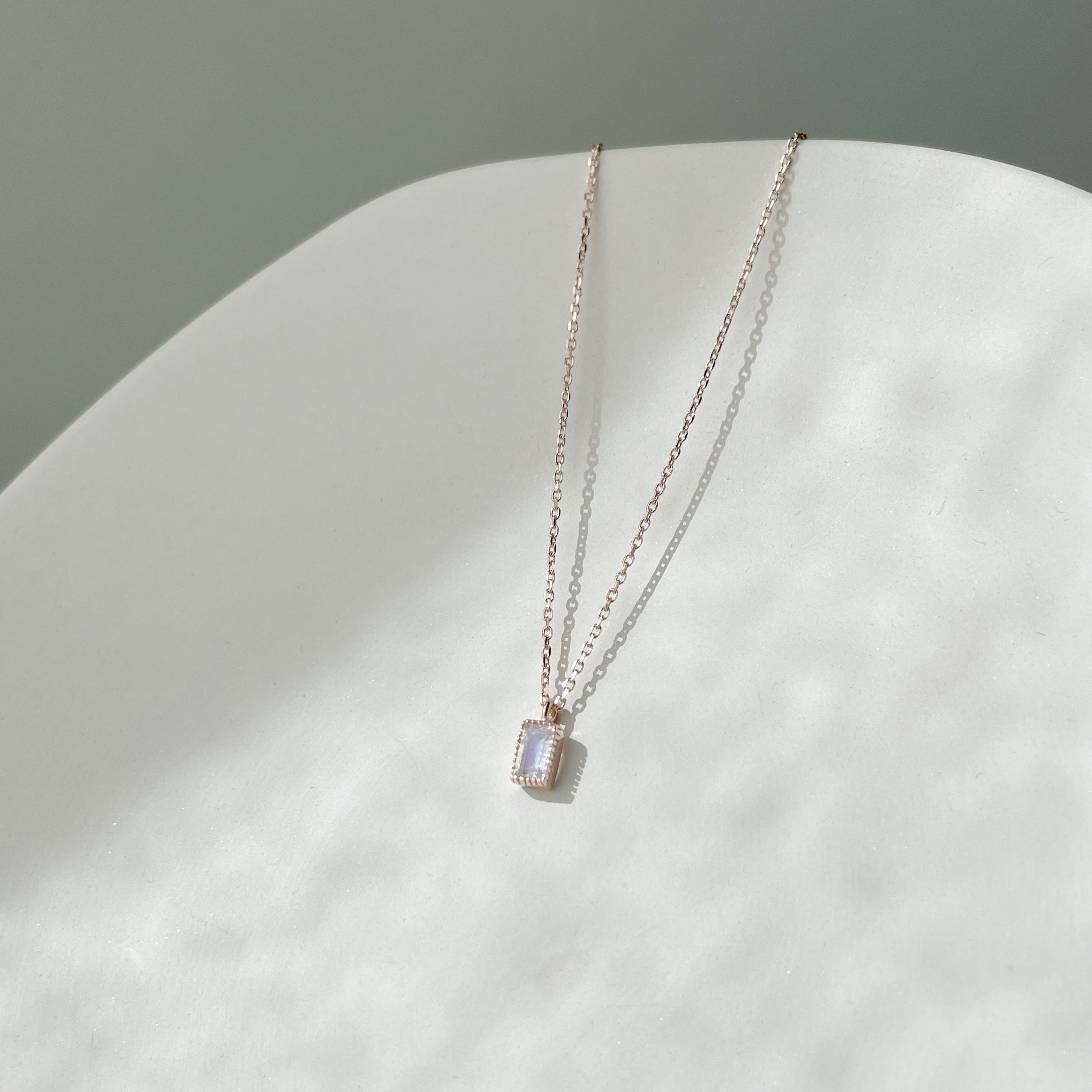 蛋糕長方月光石項鍊