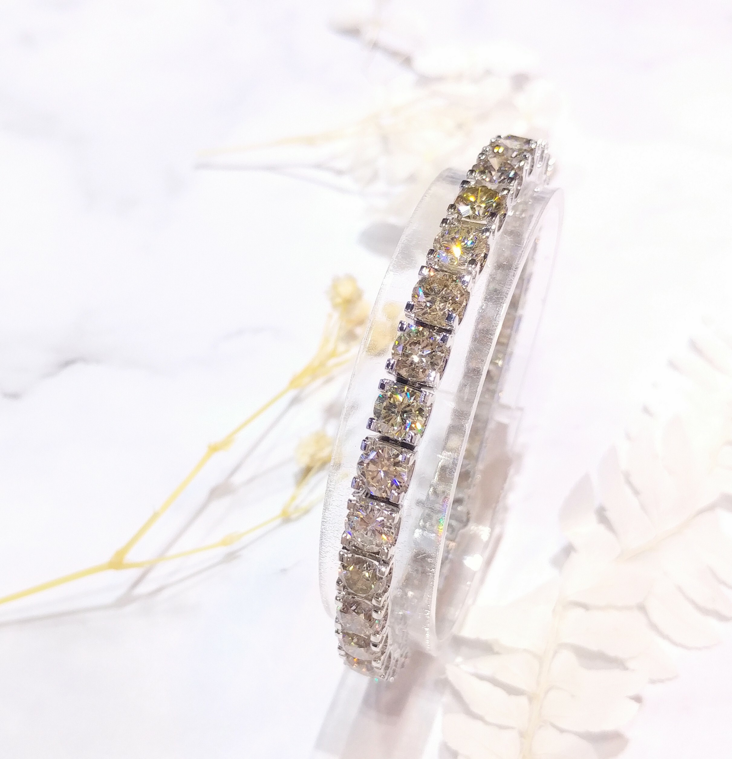 全新18K白金16卡5份4爪鑽石手鍊