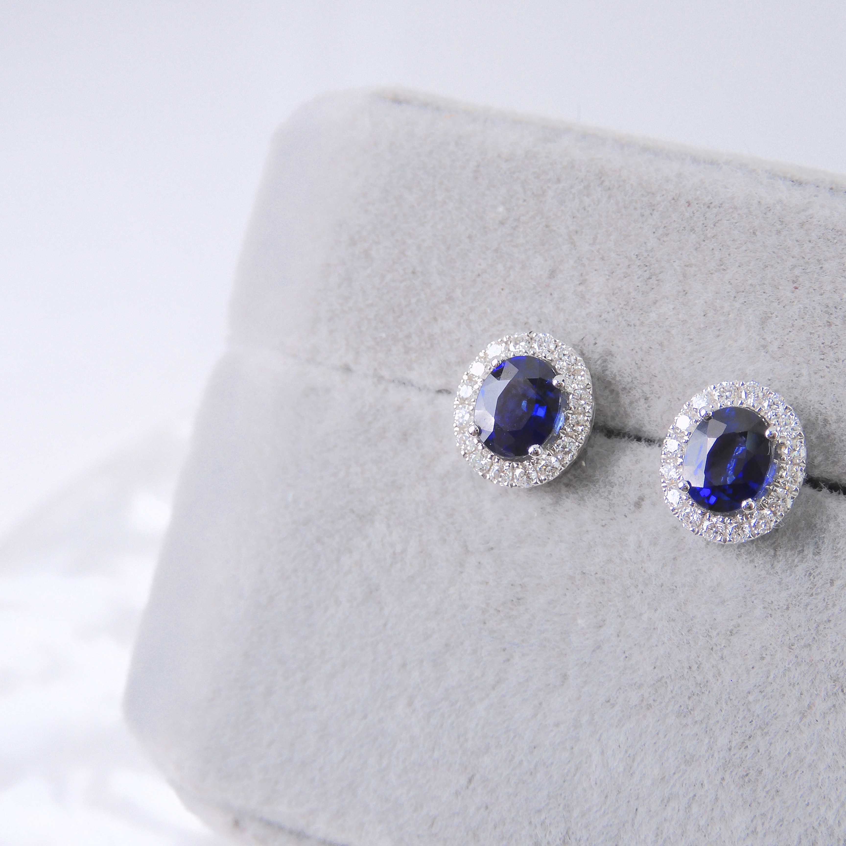 18K金 0.98ct 藍寶石耳釘