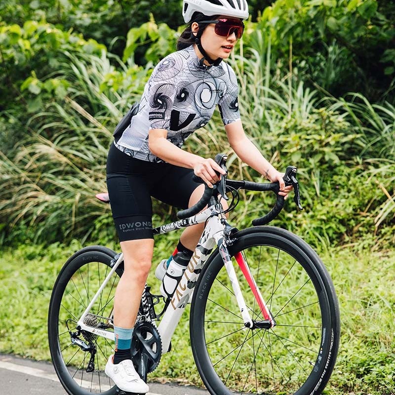 EdWonder EdW Edition Cargo Bib Shorts (Men & Women)