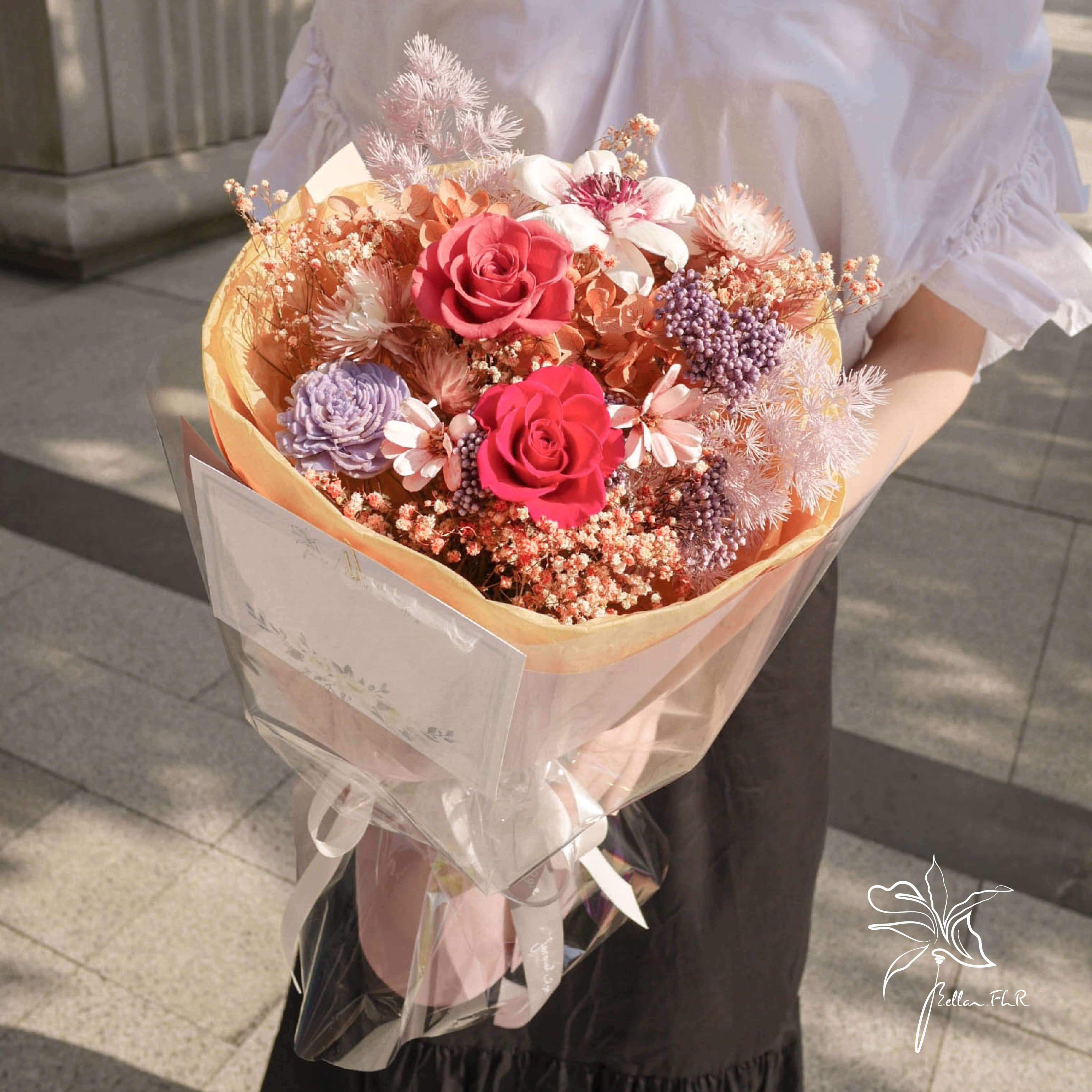 【莓果拿鐵法式甜筒】中型永生乾燥花束