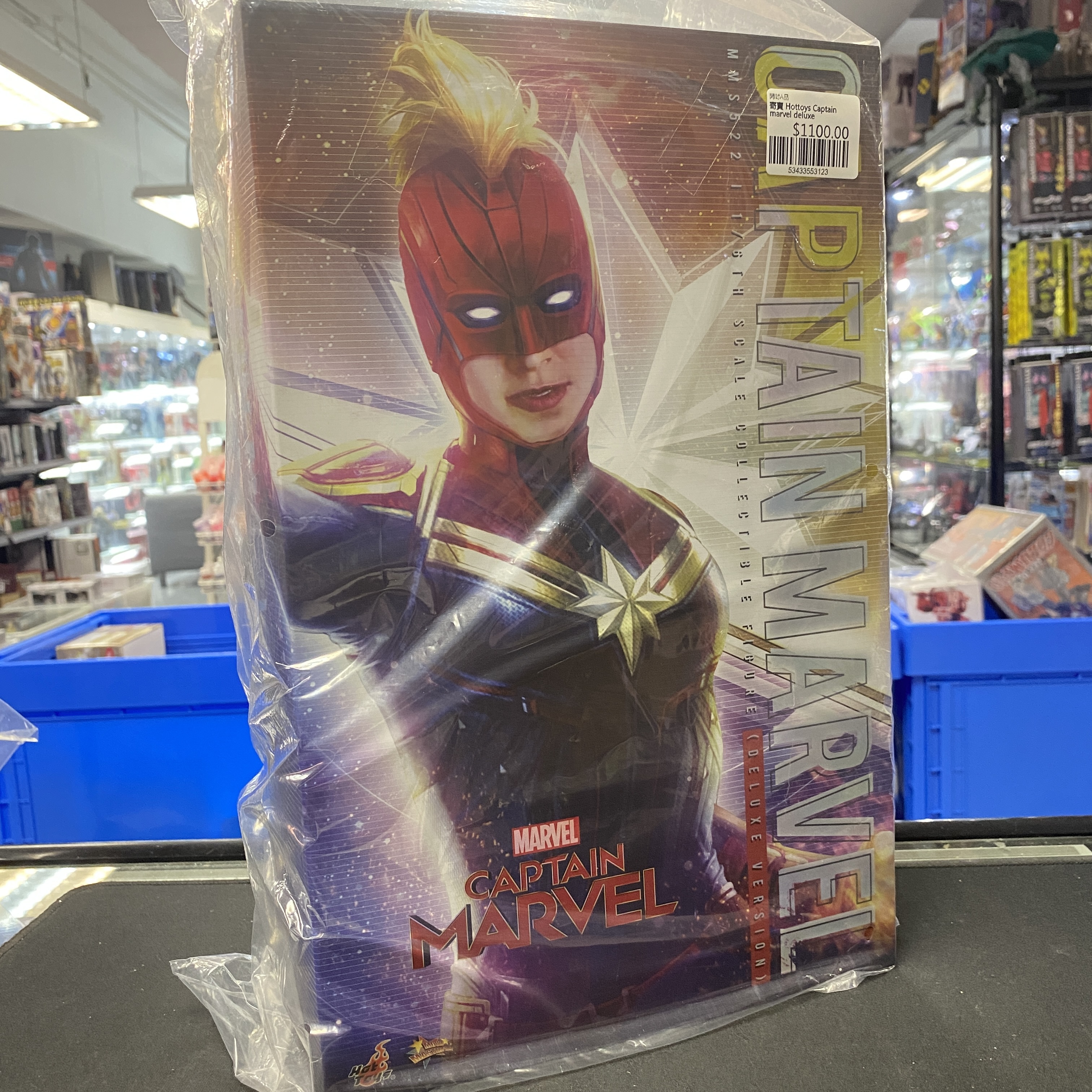 寄賣 Hottoys Captain marvel deluxe