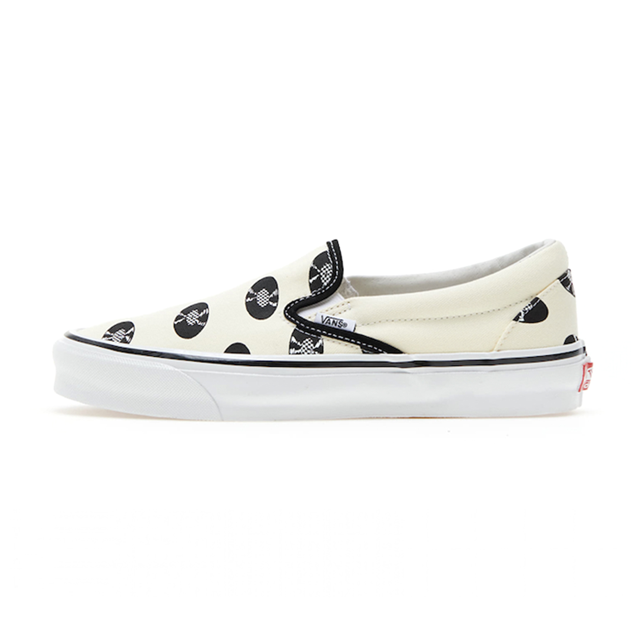 Vans VAULT UA OG CLASSIC SLIP-ON LX 白色