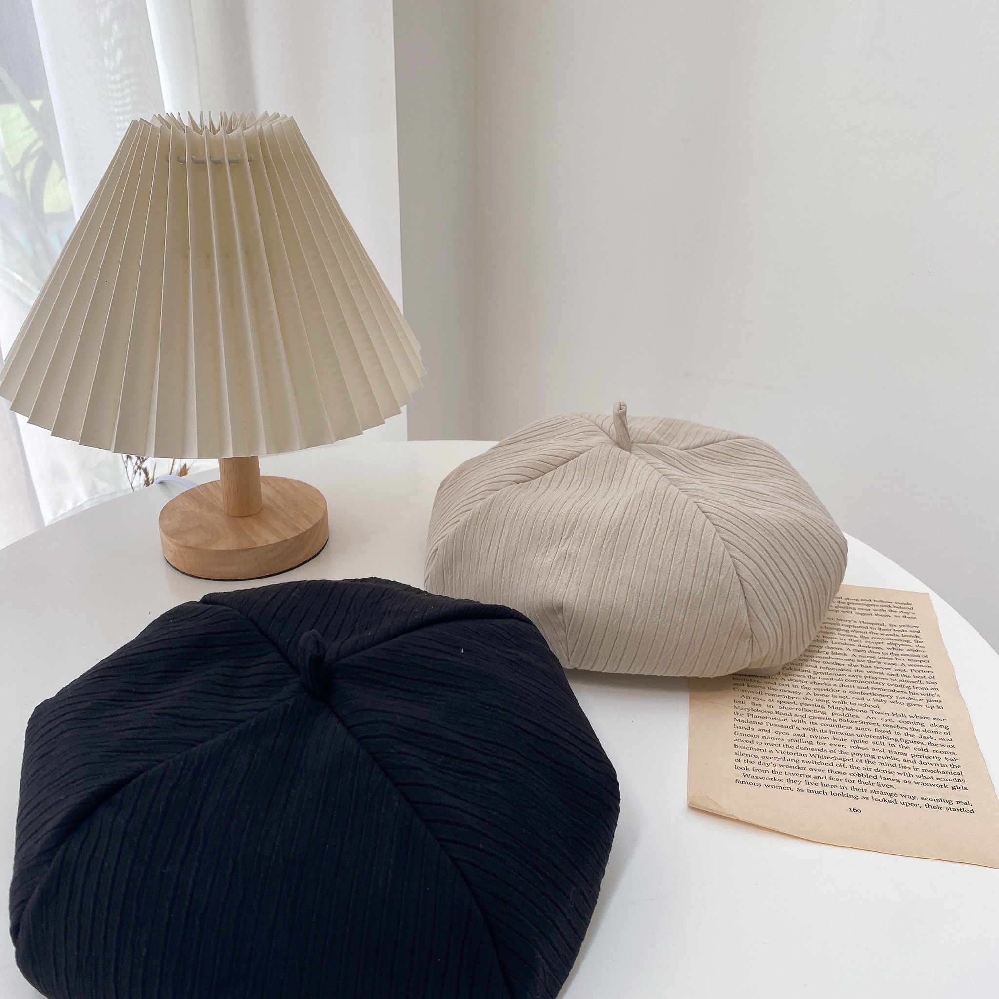 葉子細坑條貝雷帽/二色