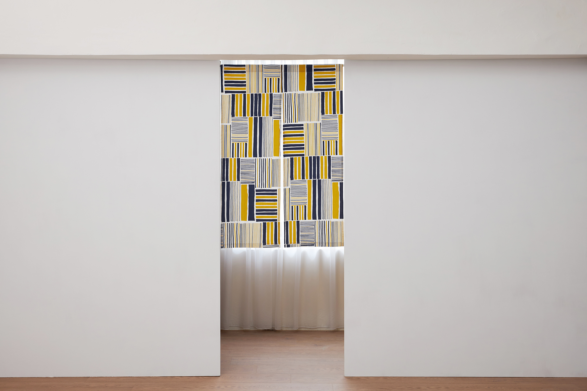 帆布印花門簾 / 掛簾 / 鐵皮屋黃藍（大花紋）