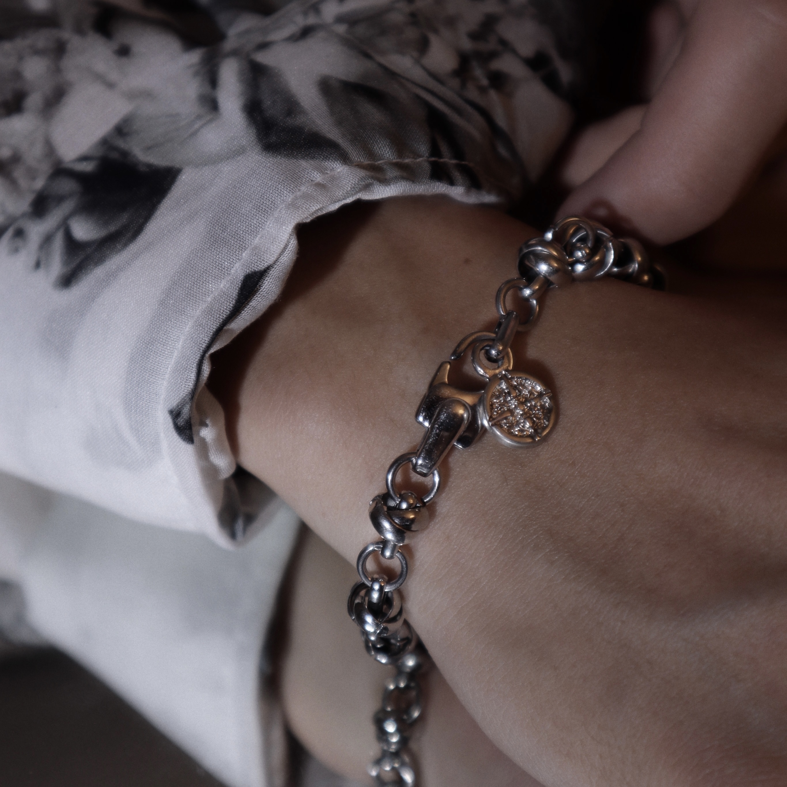 A.ENSE Bracelet - Bracelet