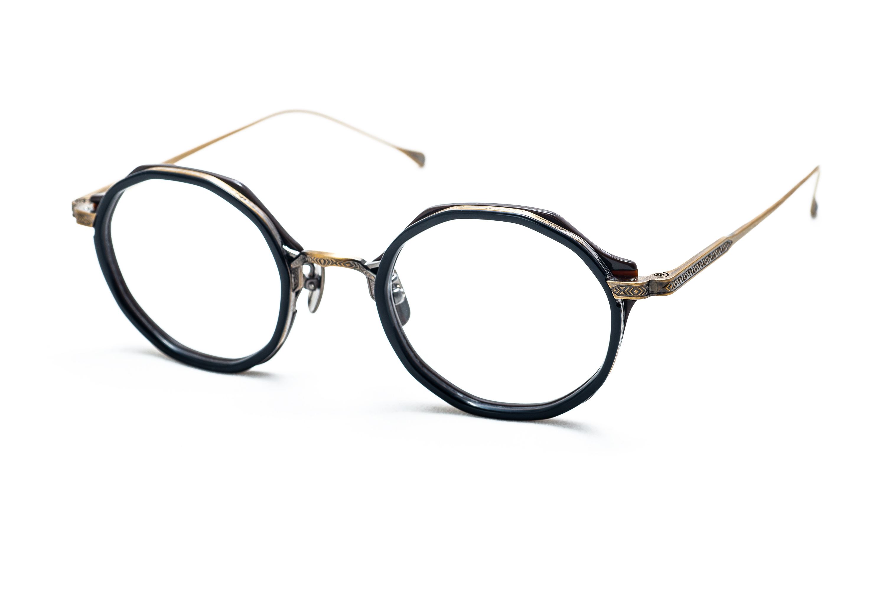 Leowl in eye - LO-03-C-1- The New Black Optical