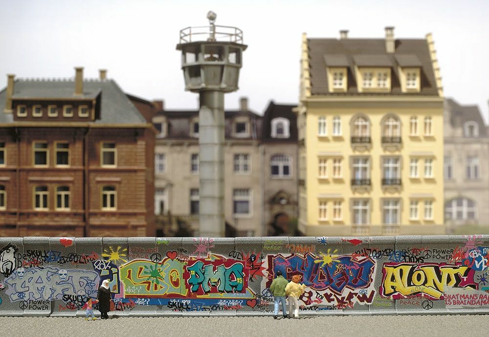 Busch 1016 HO scale Concrete Wall