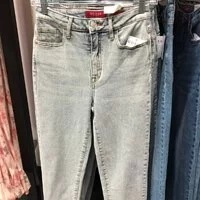 [S] GUESS TIFFANY CLASSIC MOM JEANS, EXTREME LIGHT WASH, QBGA41DQW0-XLWA [FINAL SALE] (SGU126)