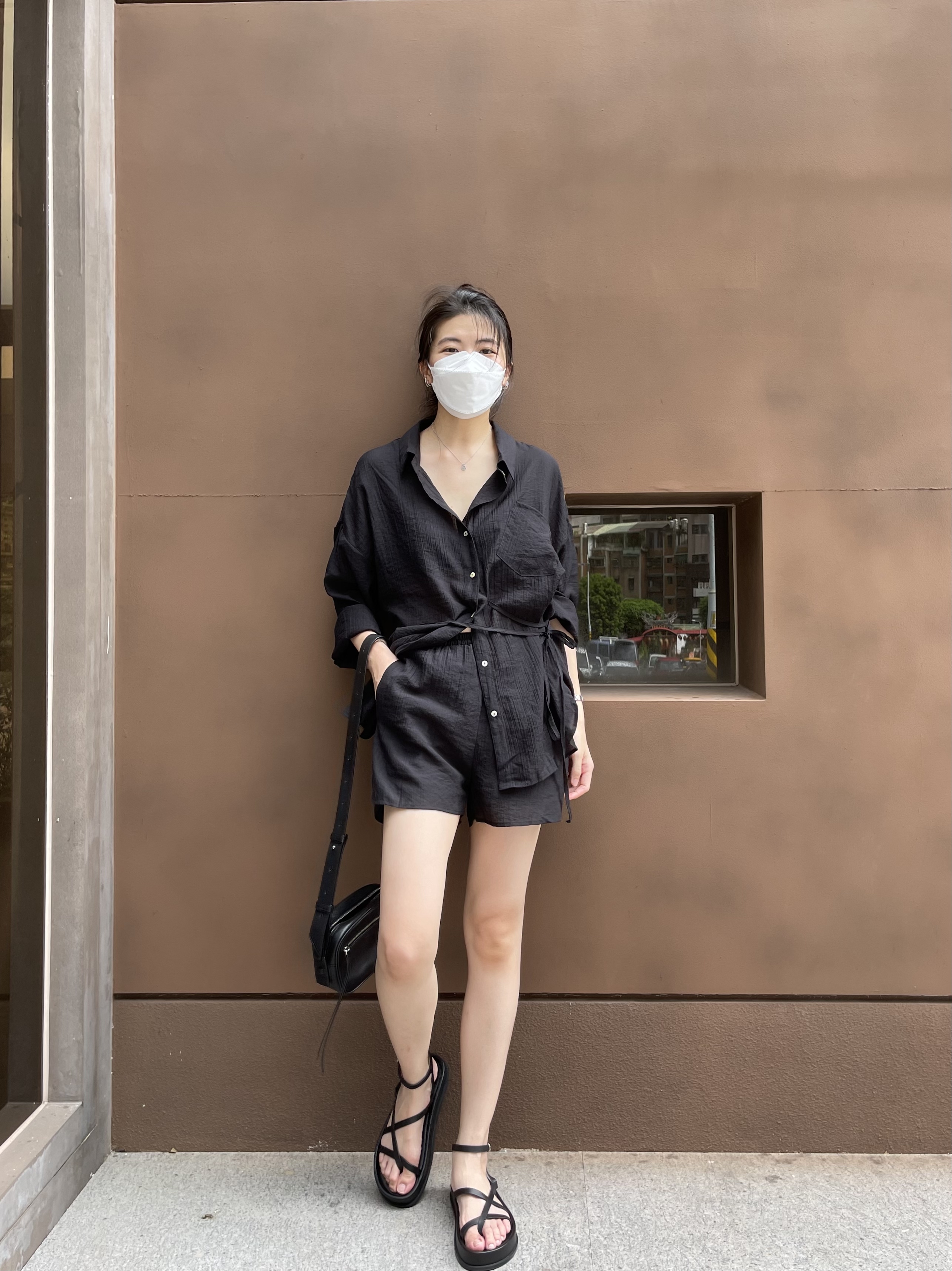 綁帶襯衫短褲套裝