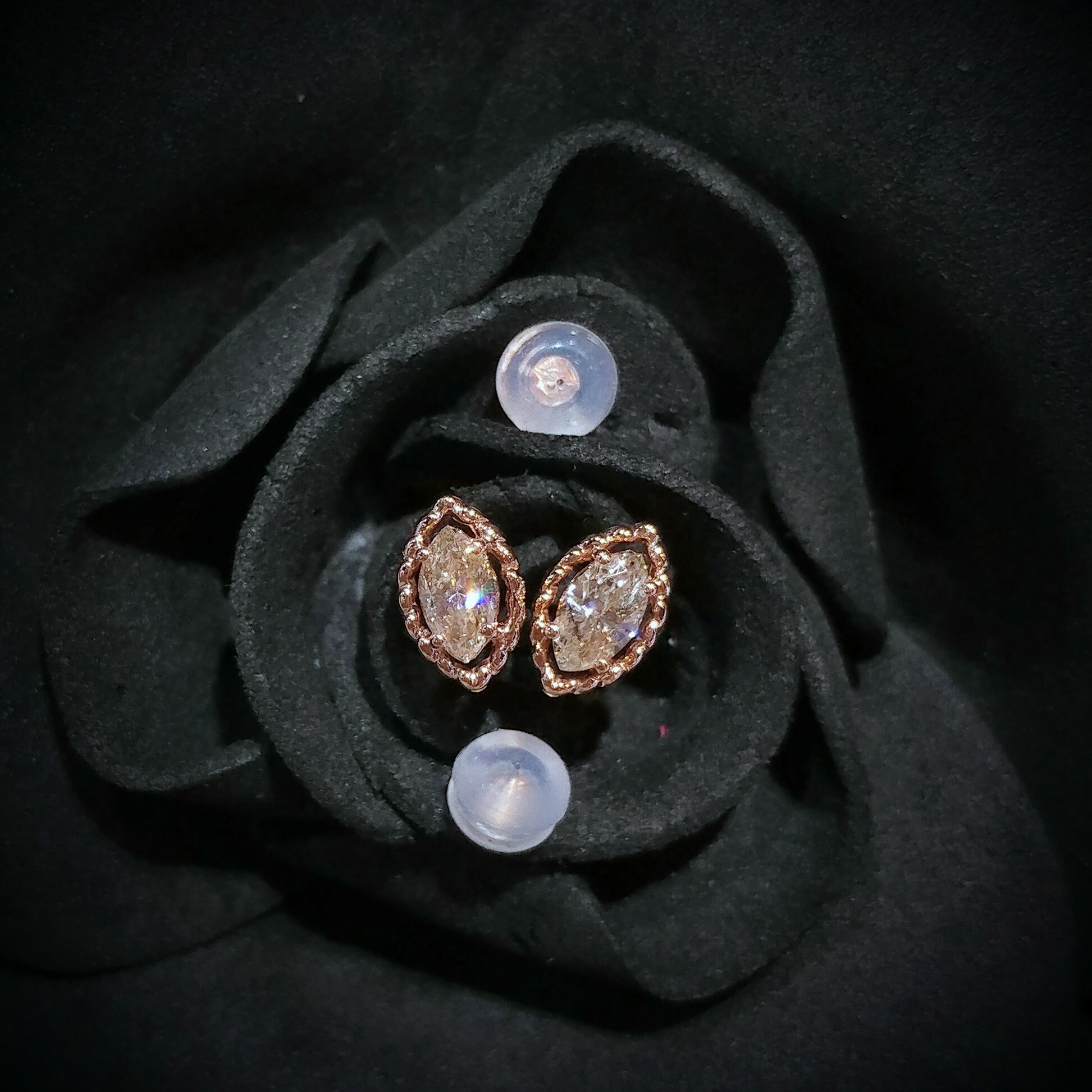 全新18K玫瑰金【主石50份欖尖形鑽石】耳環