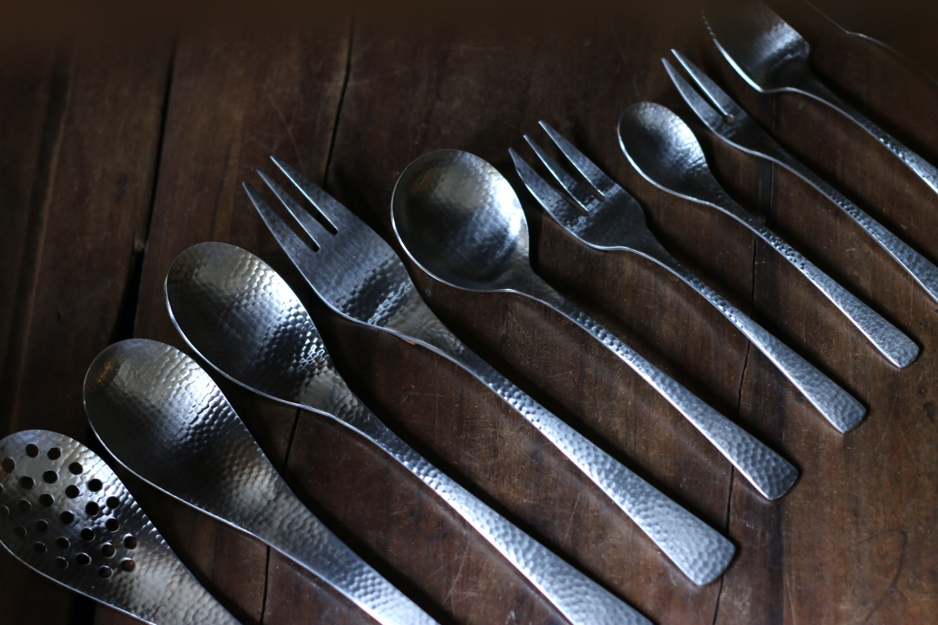 TSUBAMESANJO 燕三條－Nagomi 凜系列 鎚目叉匙