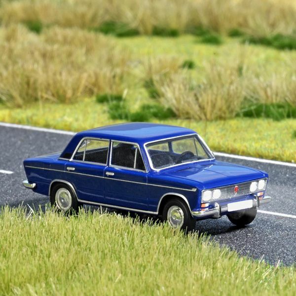 Busch 5660 HO scale Lada 1500