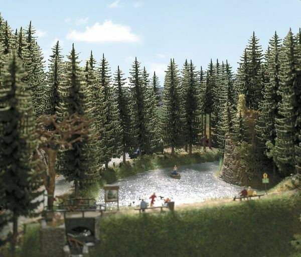 Busch 6137 HO規 2 High-trunk Spruce Trees 雲杉樹 2入