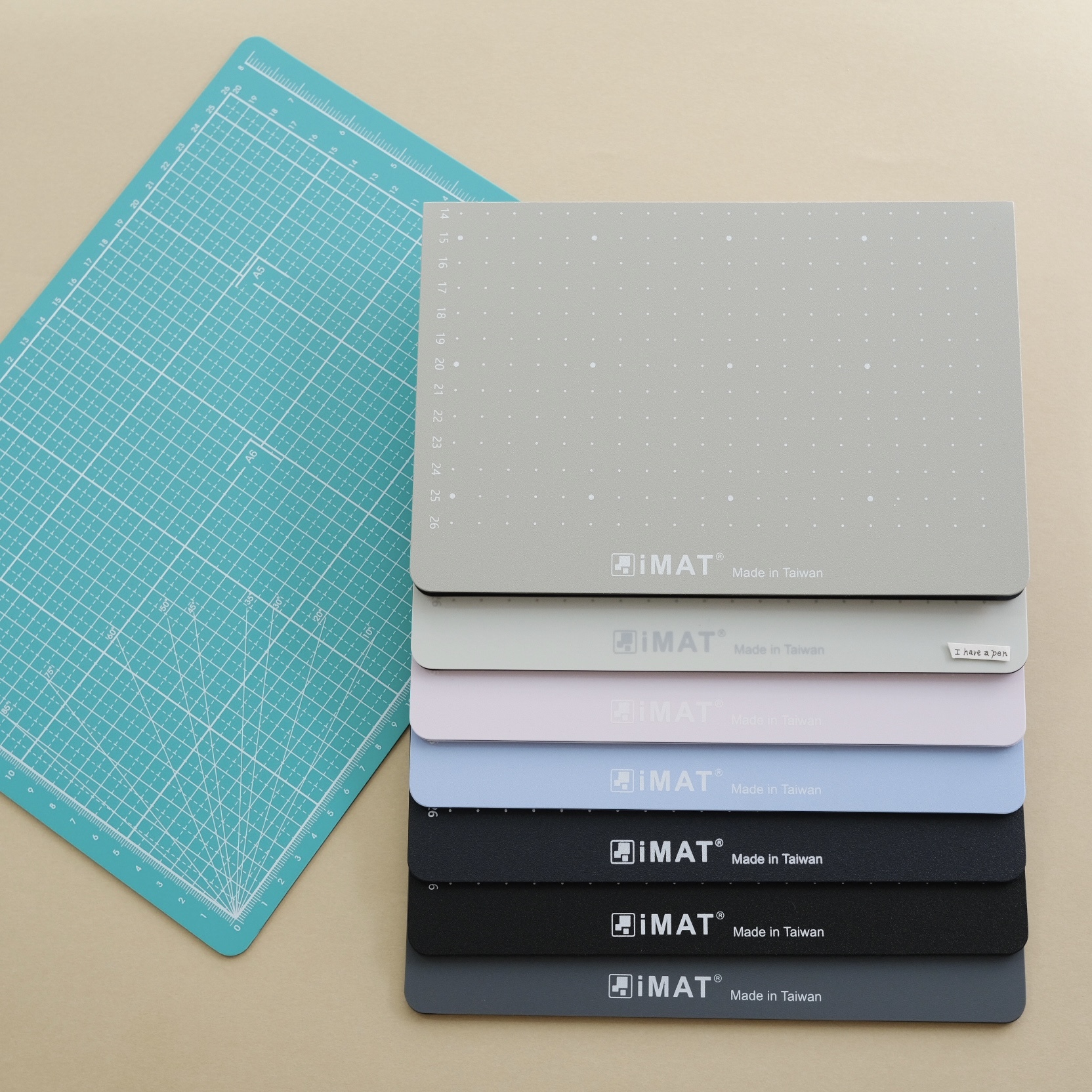 A3 環保無毒書型摺疊切割墊｜IMAT 臺灣