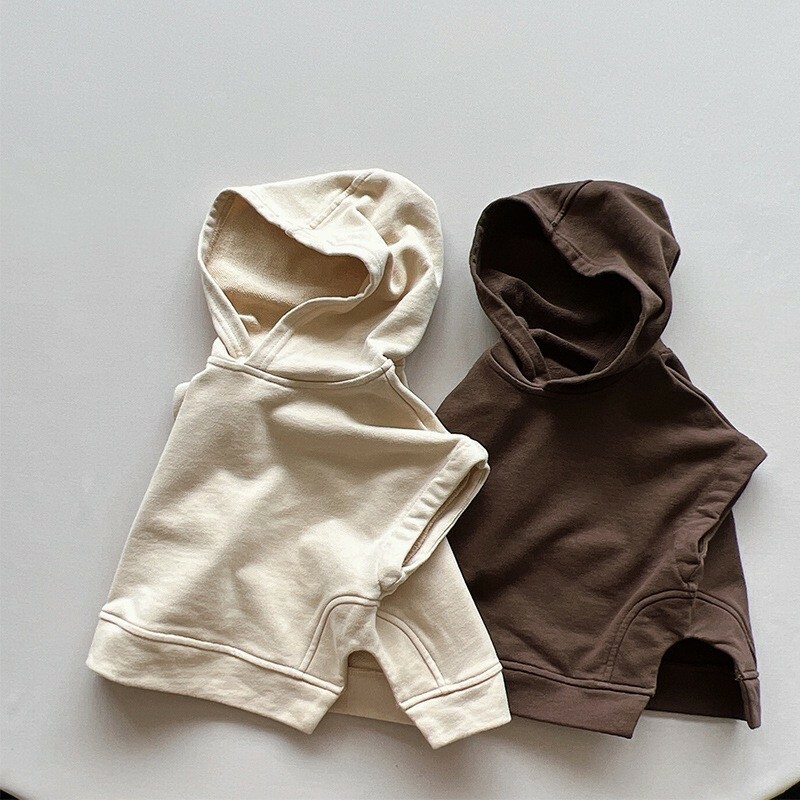 輕鬆搭配！連帽背心款