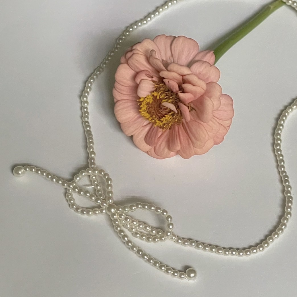 Rosette Necklace