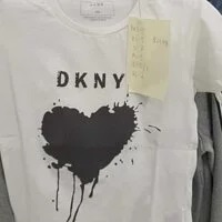 [S] DKNY SPLATTER HEART LOGO TEE, WHITE, B2101901-WHT (SD161)