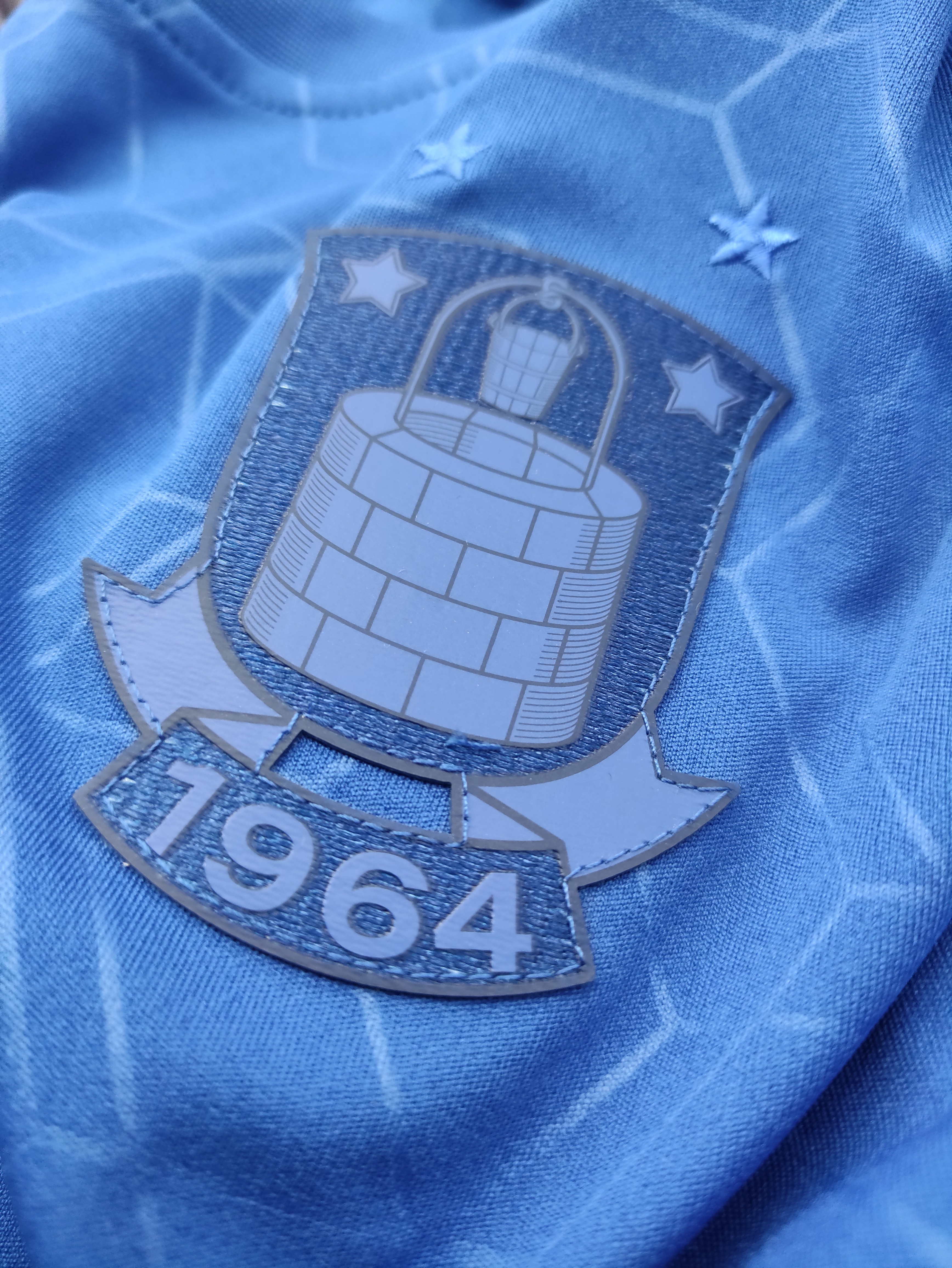 21-22邦比作客球衣