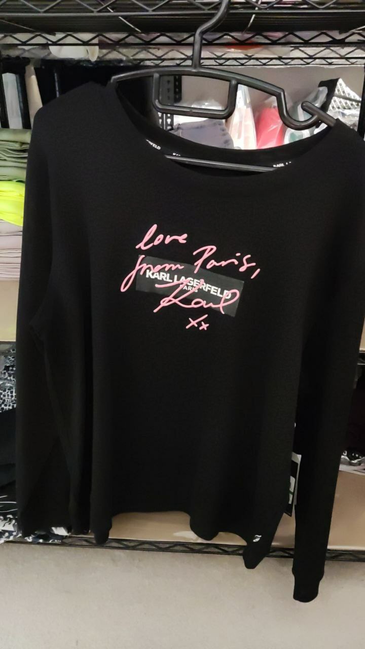 [S] KARL LAGERFELD LOVE PARIS PINK WORDS SWEATER, BLACK, L1WHQD99-BLK (SKL100)
