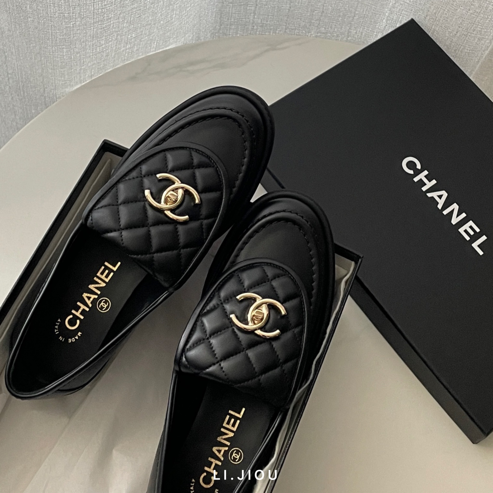 Chanel 黑金 爆款 書包釦 樂福鞋