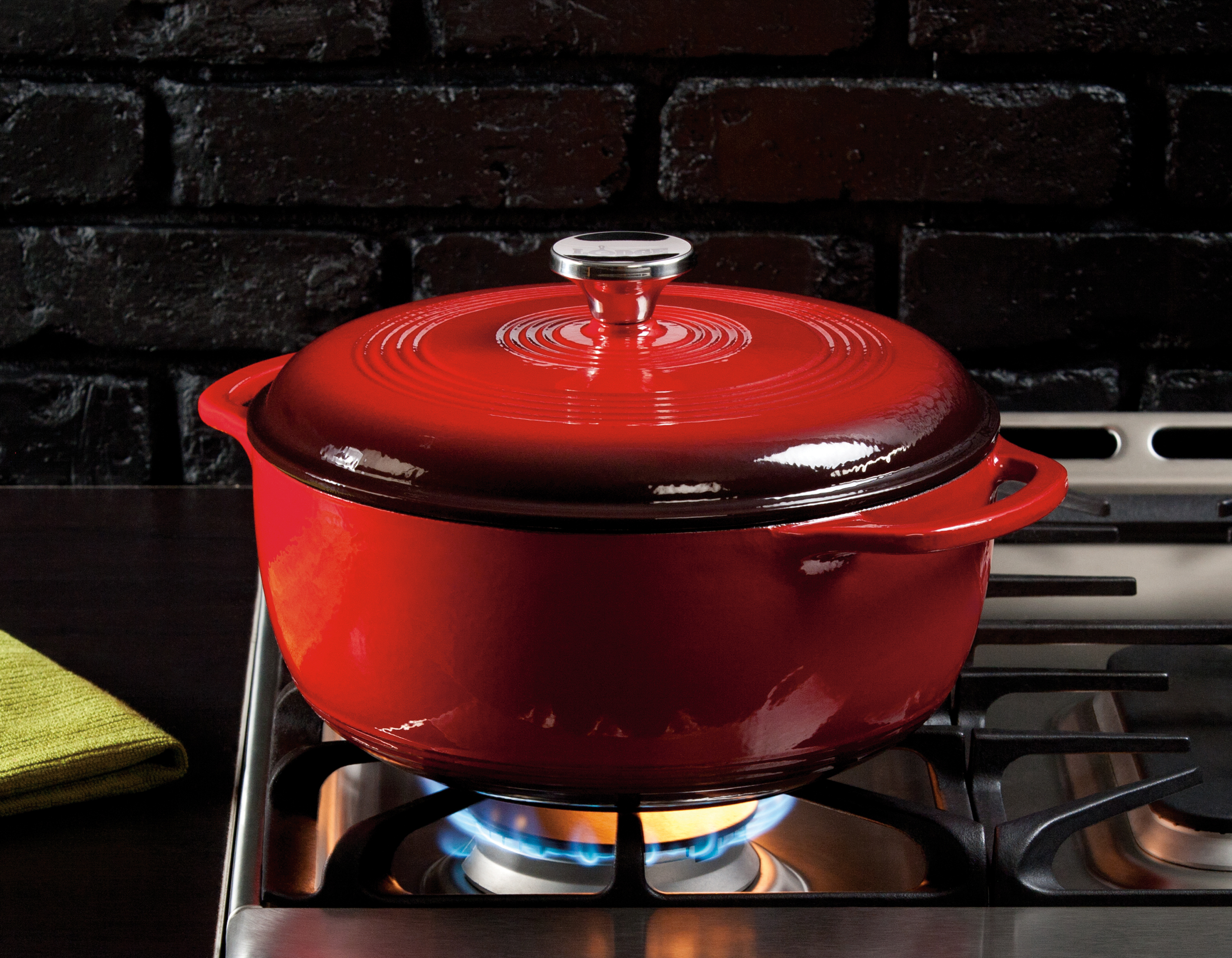 Lodge EC6D32 6 Qt. Indigo Enameled Cast Iron Dutch Oven