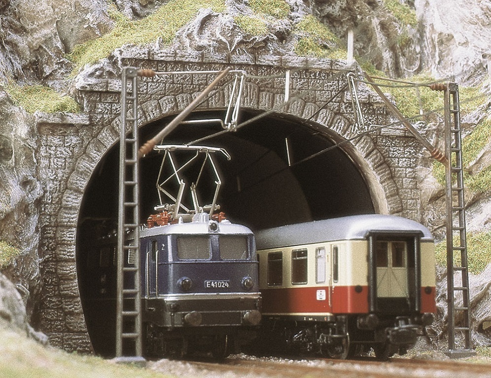 Busch 7027 HO scale, 2 Tunnel portals