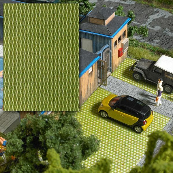 Busch 7431 HO scale Cobblestone Panel with Grass Openings