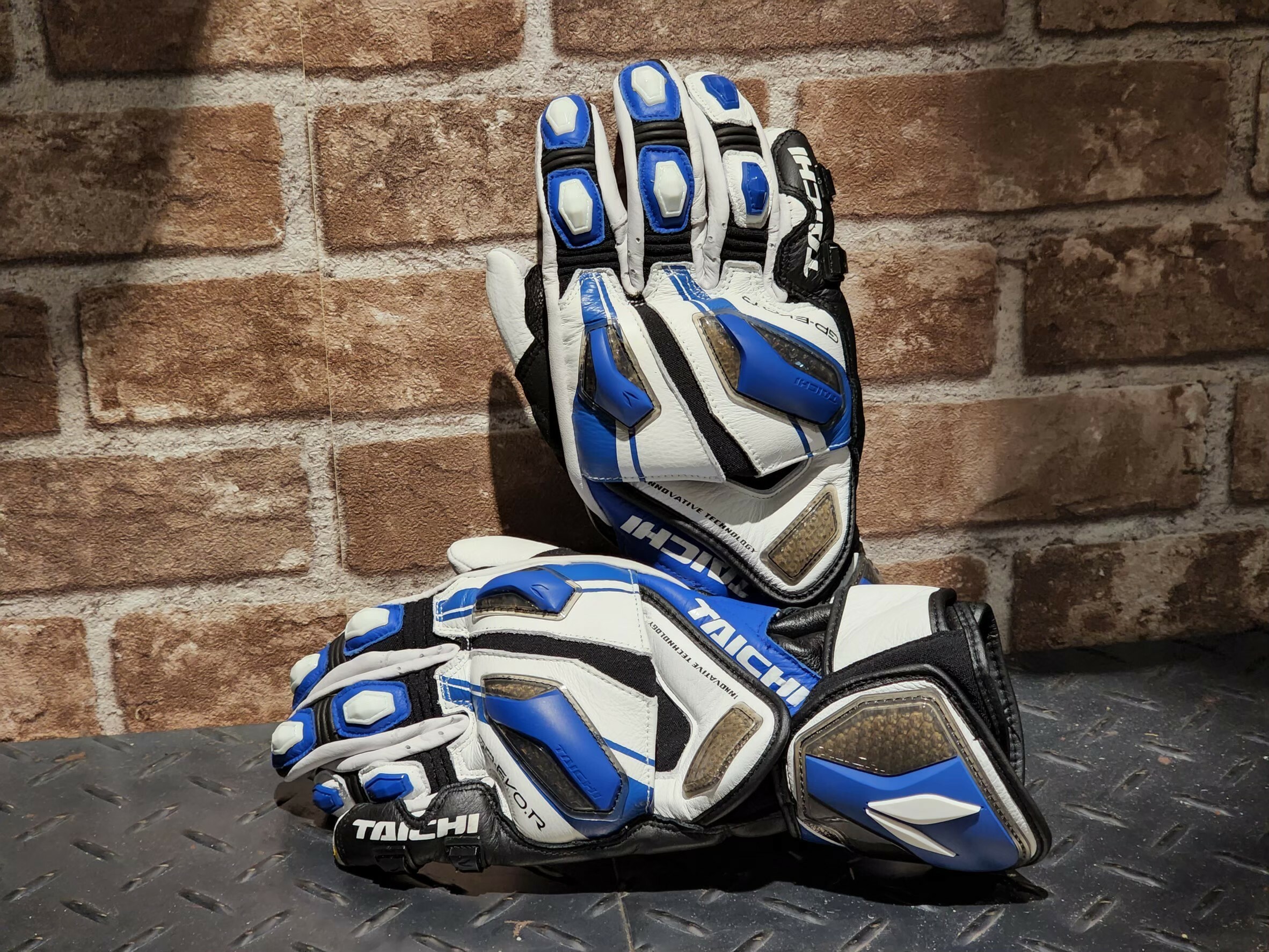TAICHI NXT055 GP-EVO.R BLUE 藍 皮手套 長版手套 競技