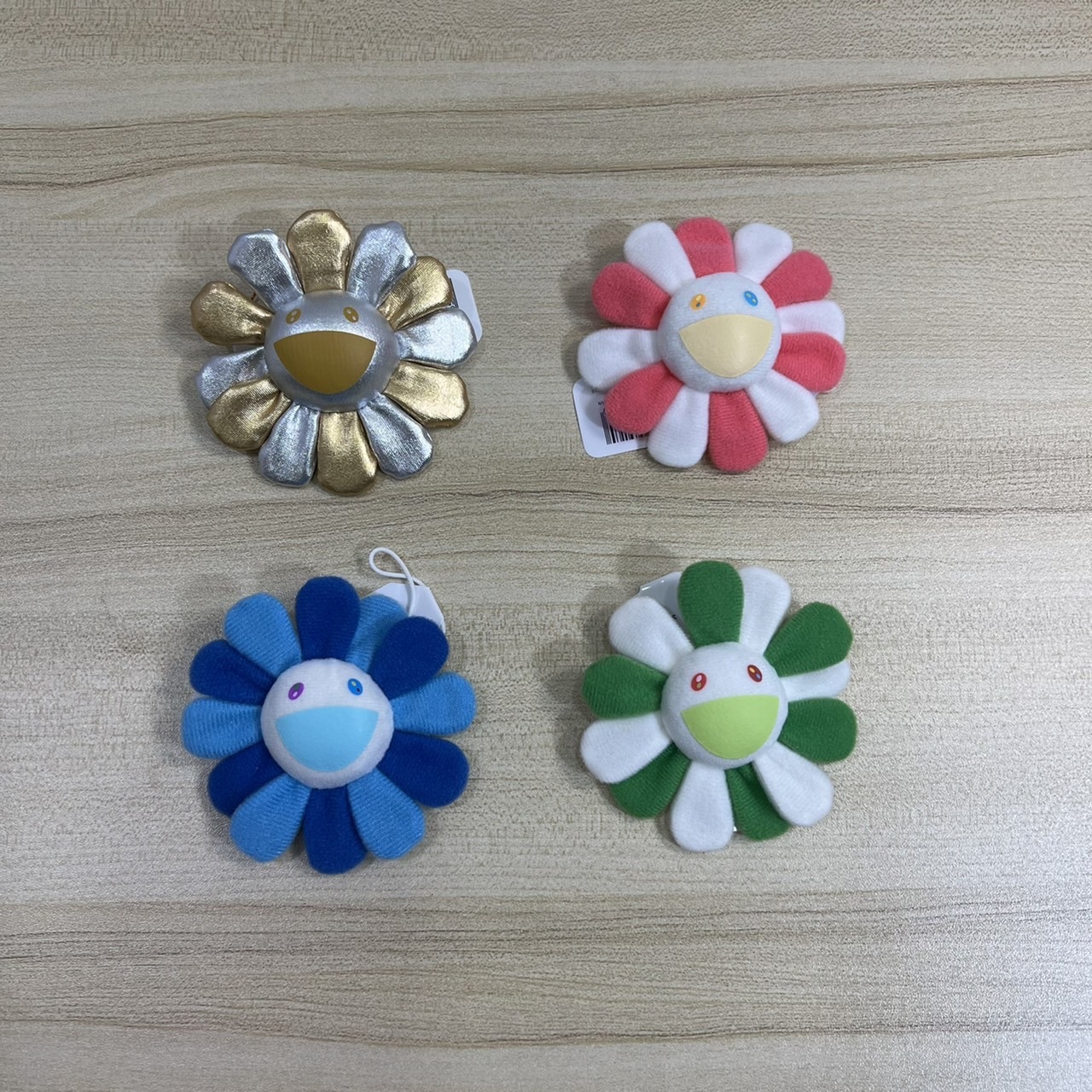 Kaikai Kiki FLOWERS 8cm 村上隆 花花 太陽花 別針 吊飾 新款 4色 現貨
