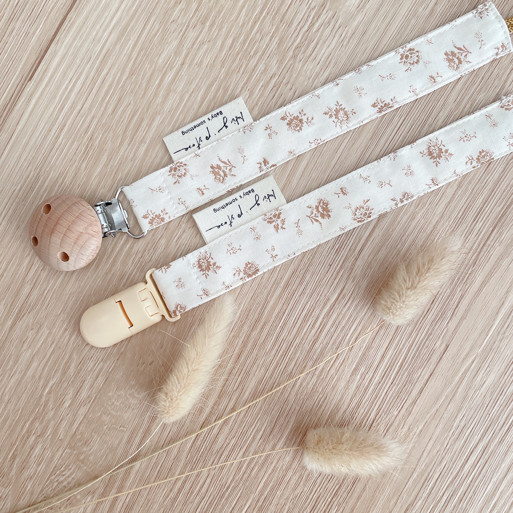 Hi Y.P store-鱷魚夾-拿鐵薔薇