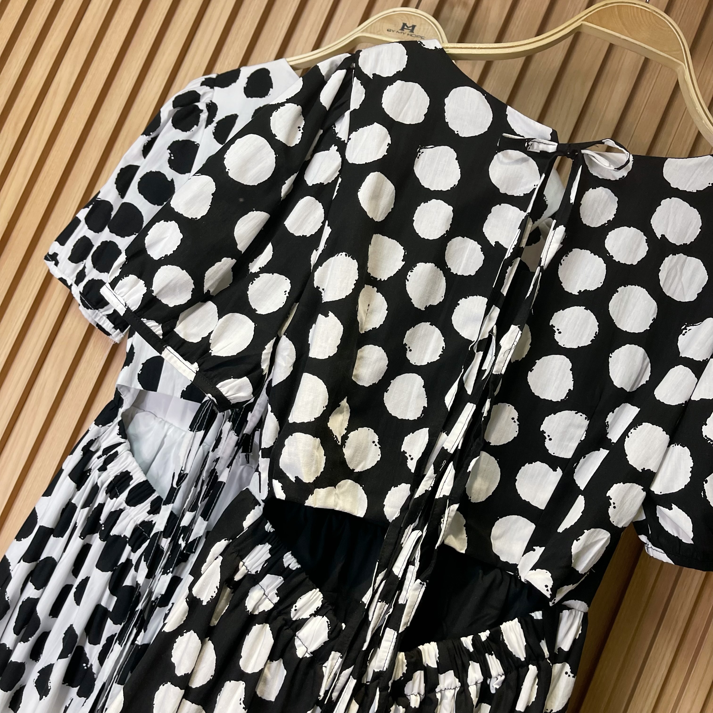 【Hoi2推介】波點後橡筋綁帶OPS