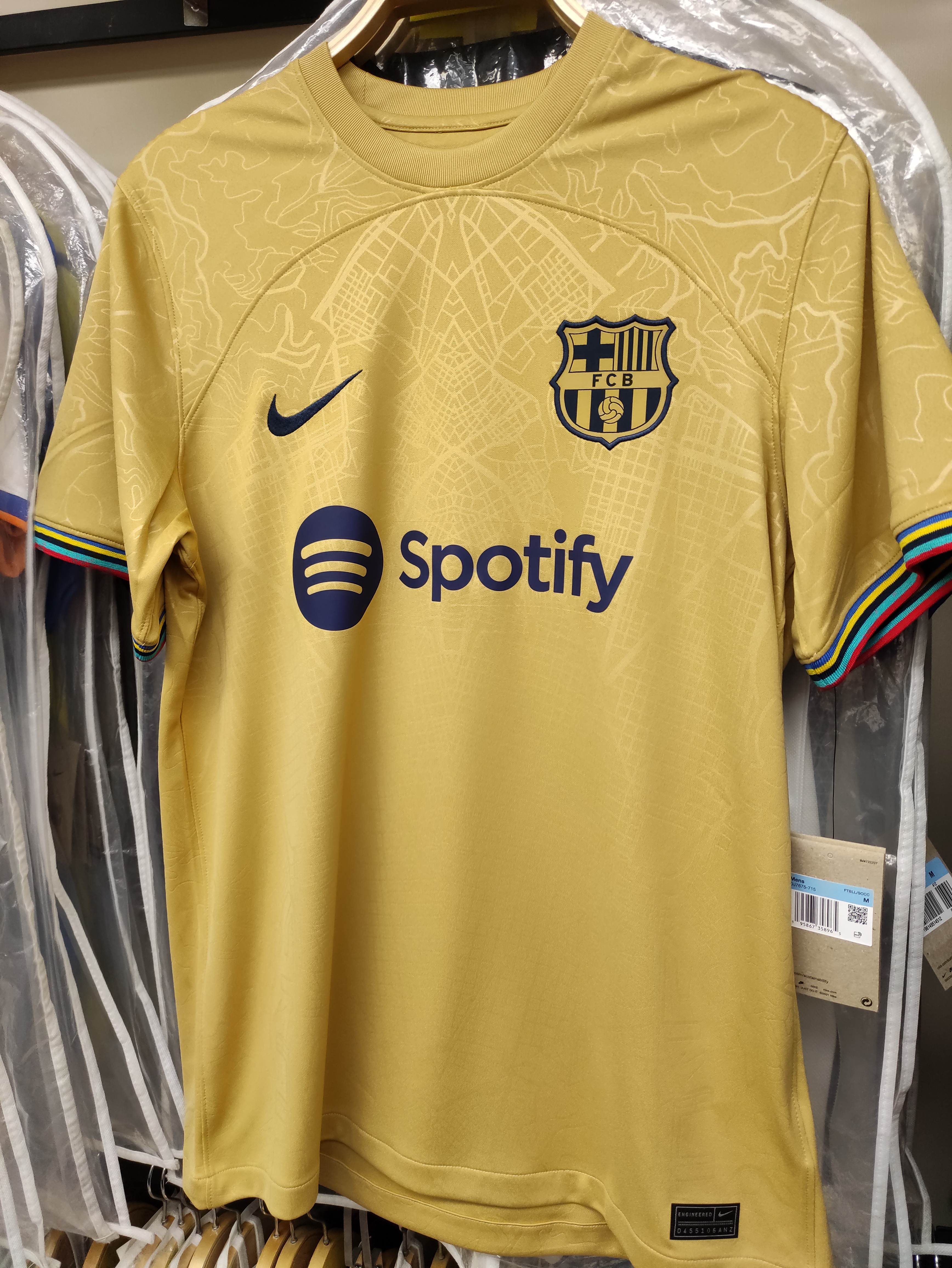 22-23巴塞隆拿作客球迷版球衣