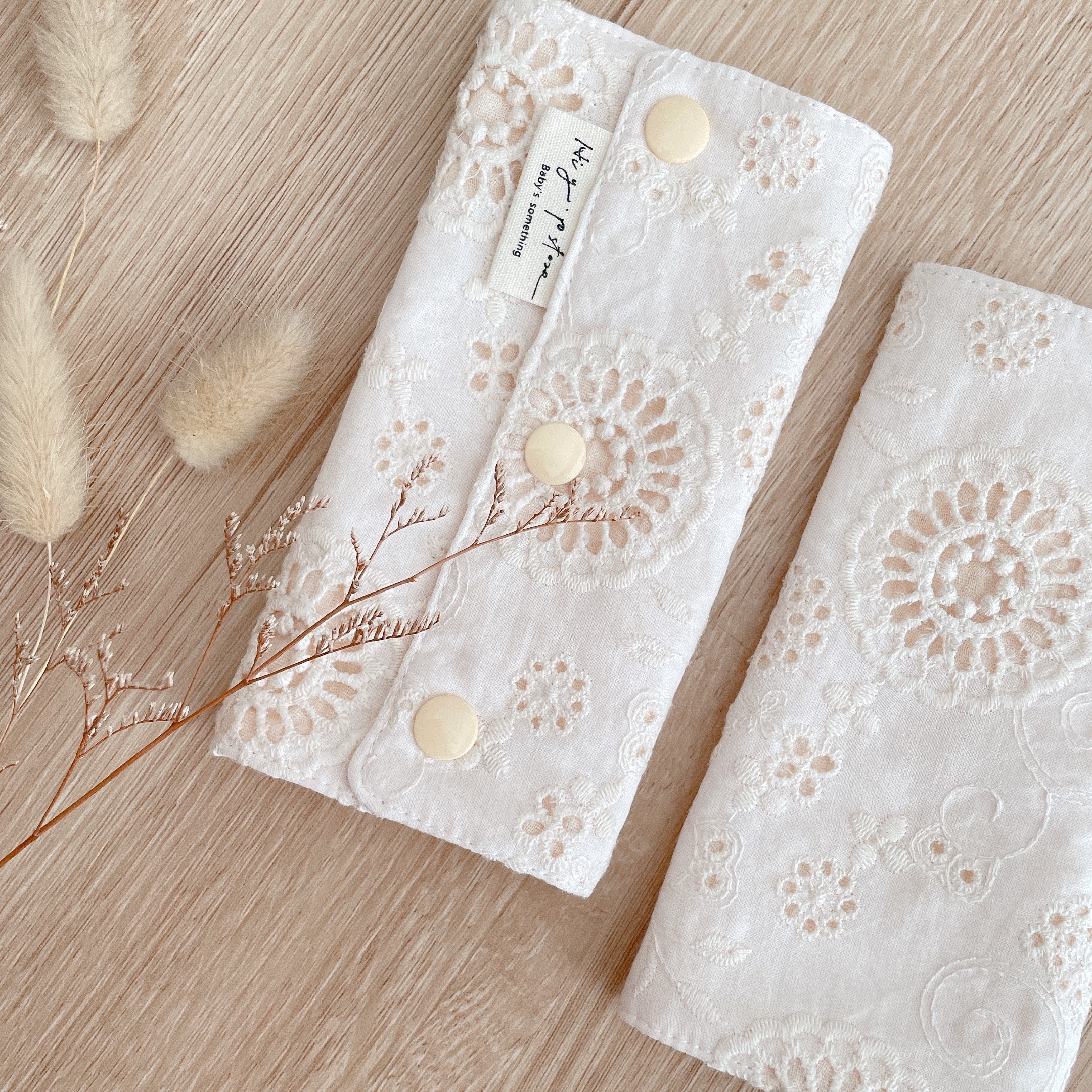 Hi Y.P store-揹巾口水套-蕾絲雕花