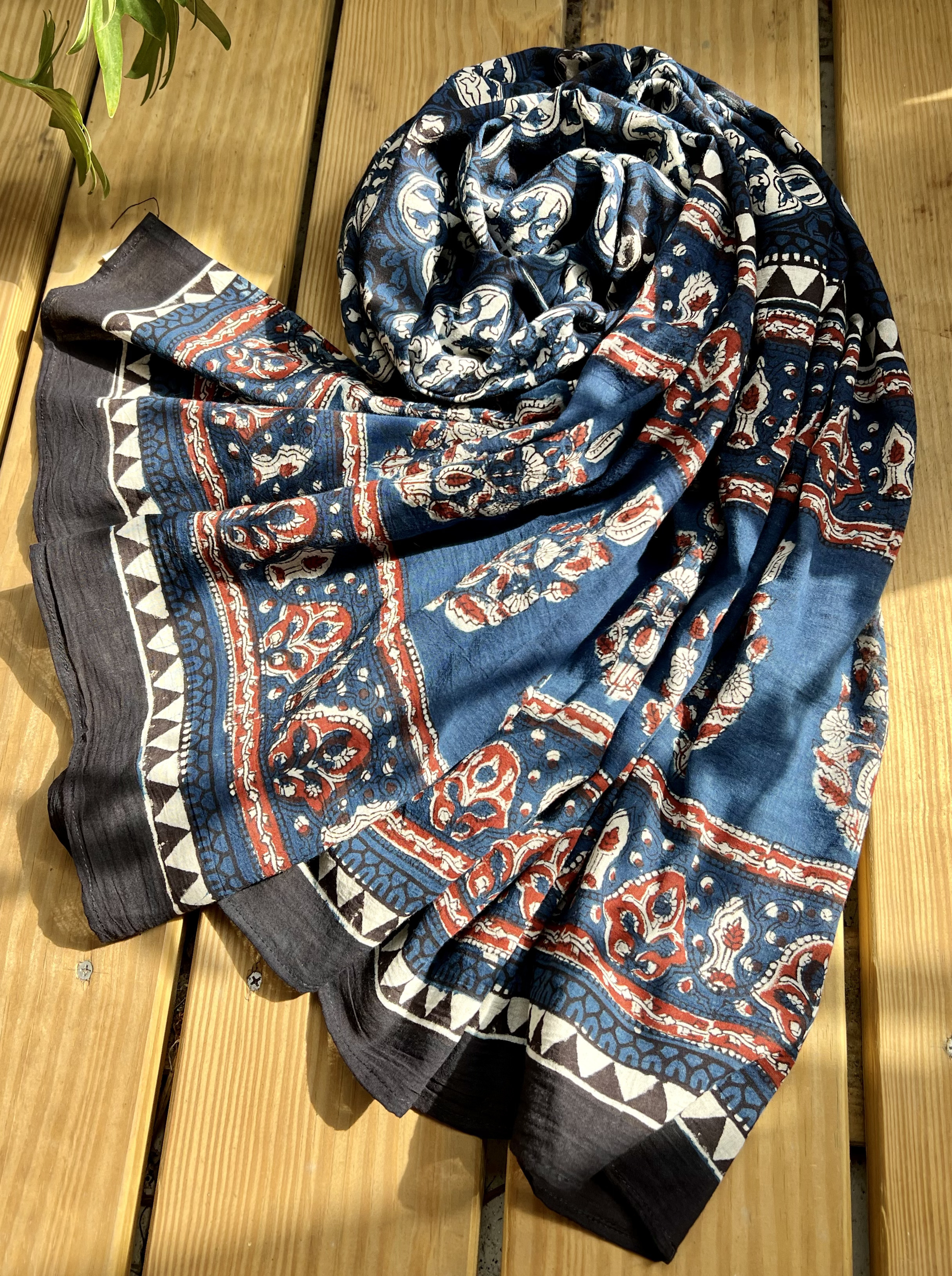 萬花瀞夜 藍染蓋印圍巾