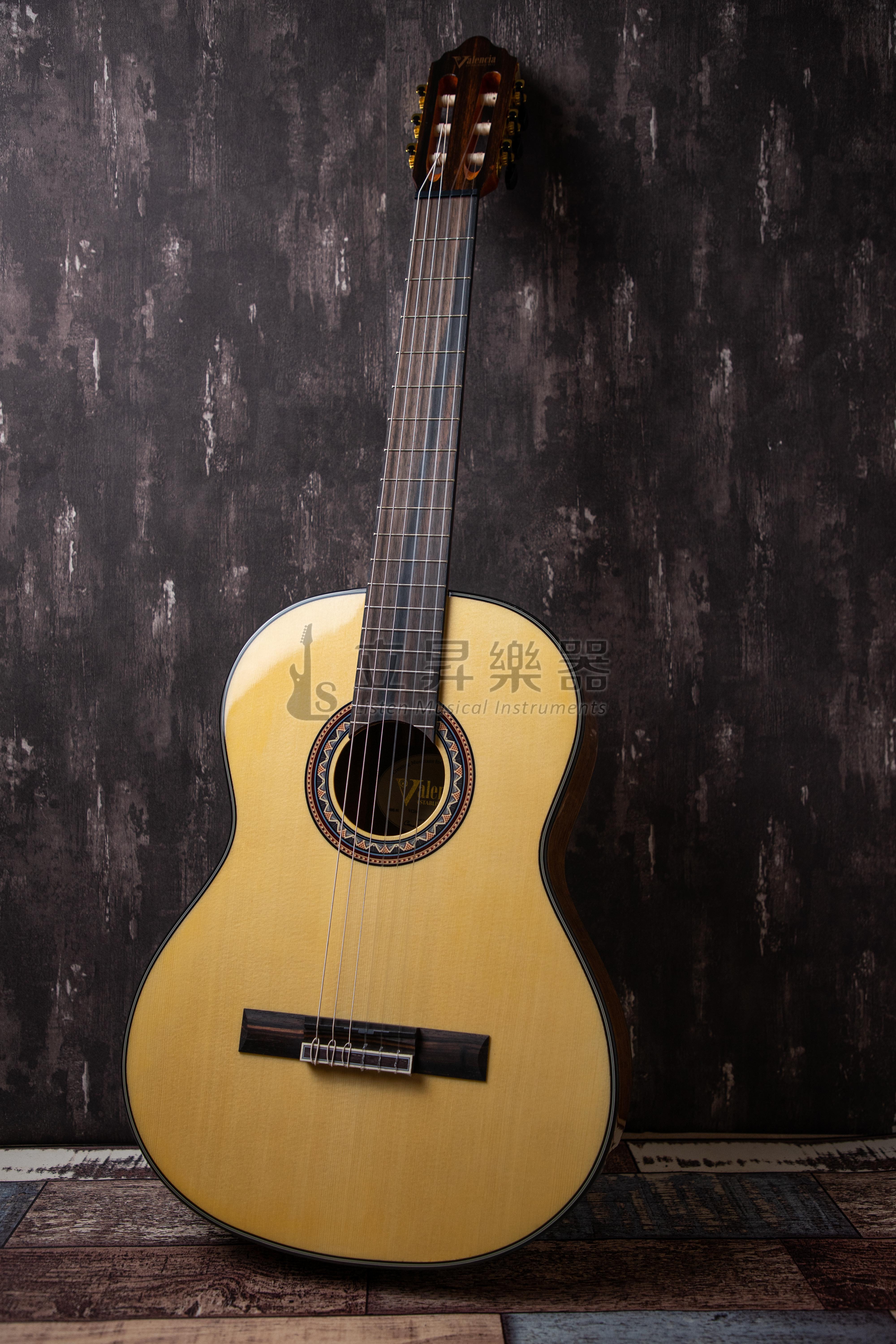 Valencia VC564 39吋 亮面 古典吉他 雲杉木面板 胡桃木側背板 烏木指板