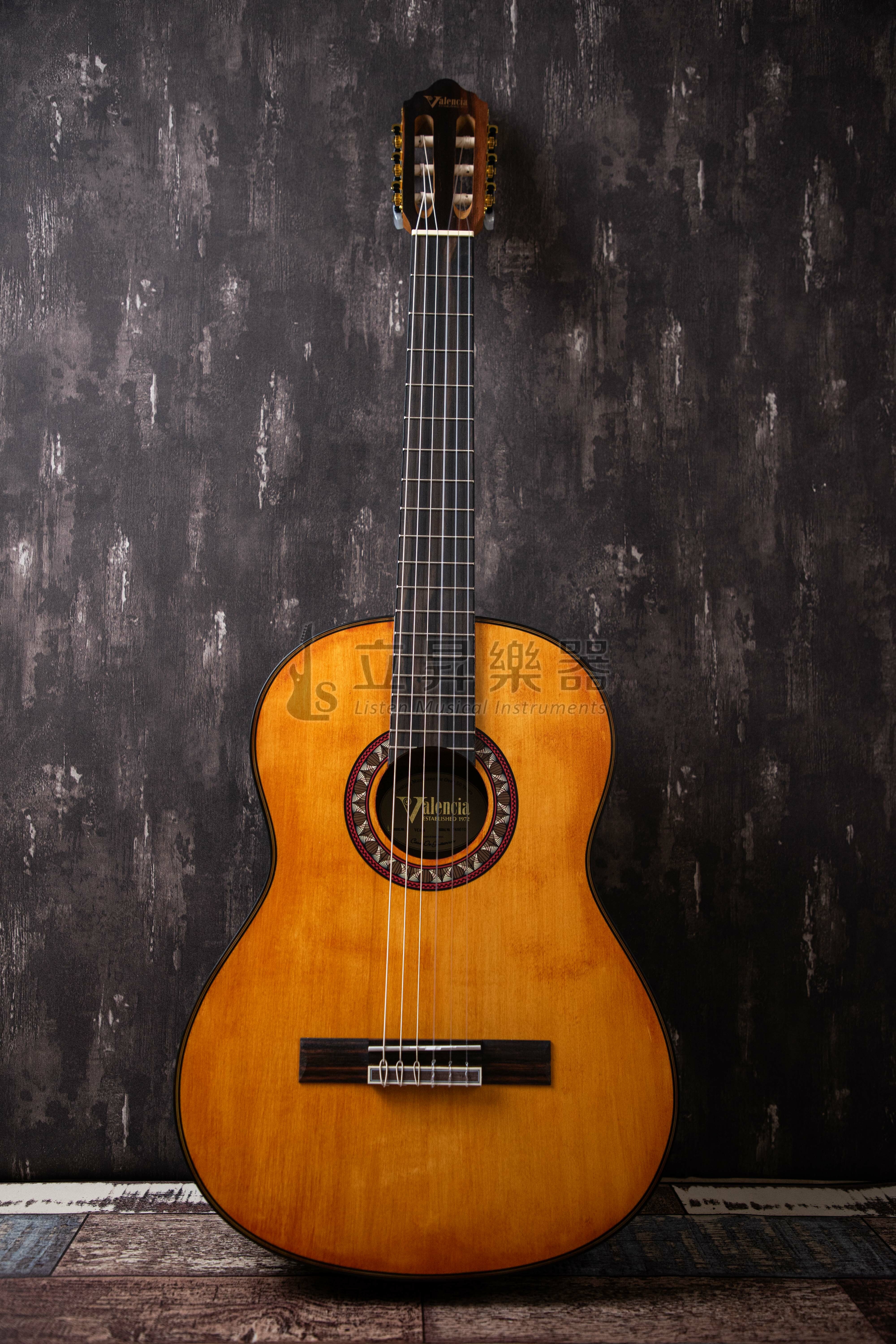 Valencia VC404 39吋 復古色 Sitka雲杉木面板 古典吉他 北約木側背板
