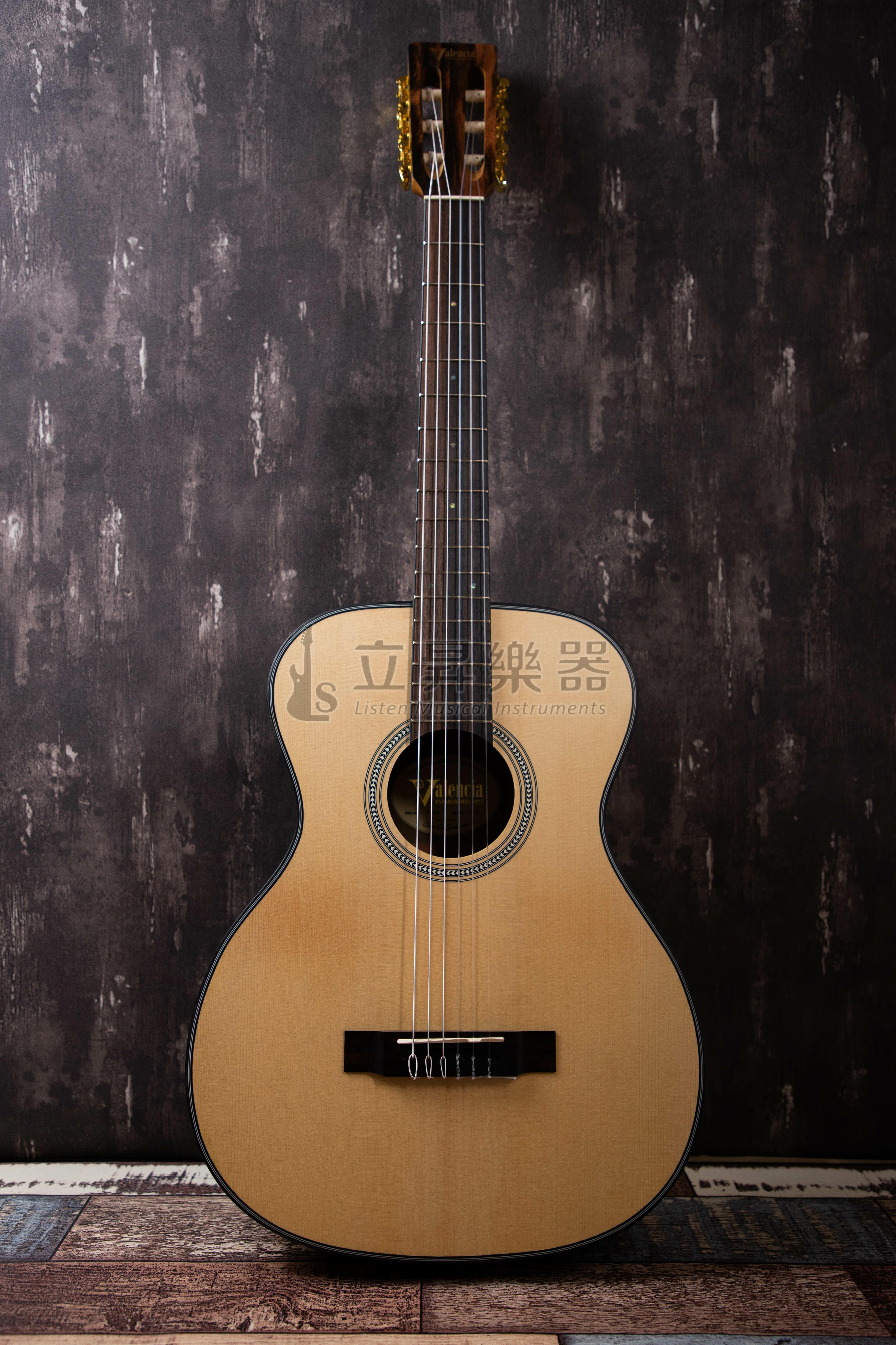 Valencia VA434 39吋 雲杉木面板 古典吉他 北約木側背板