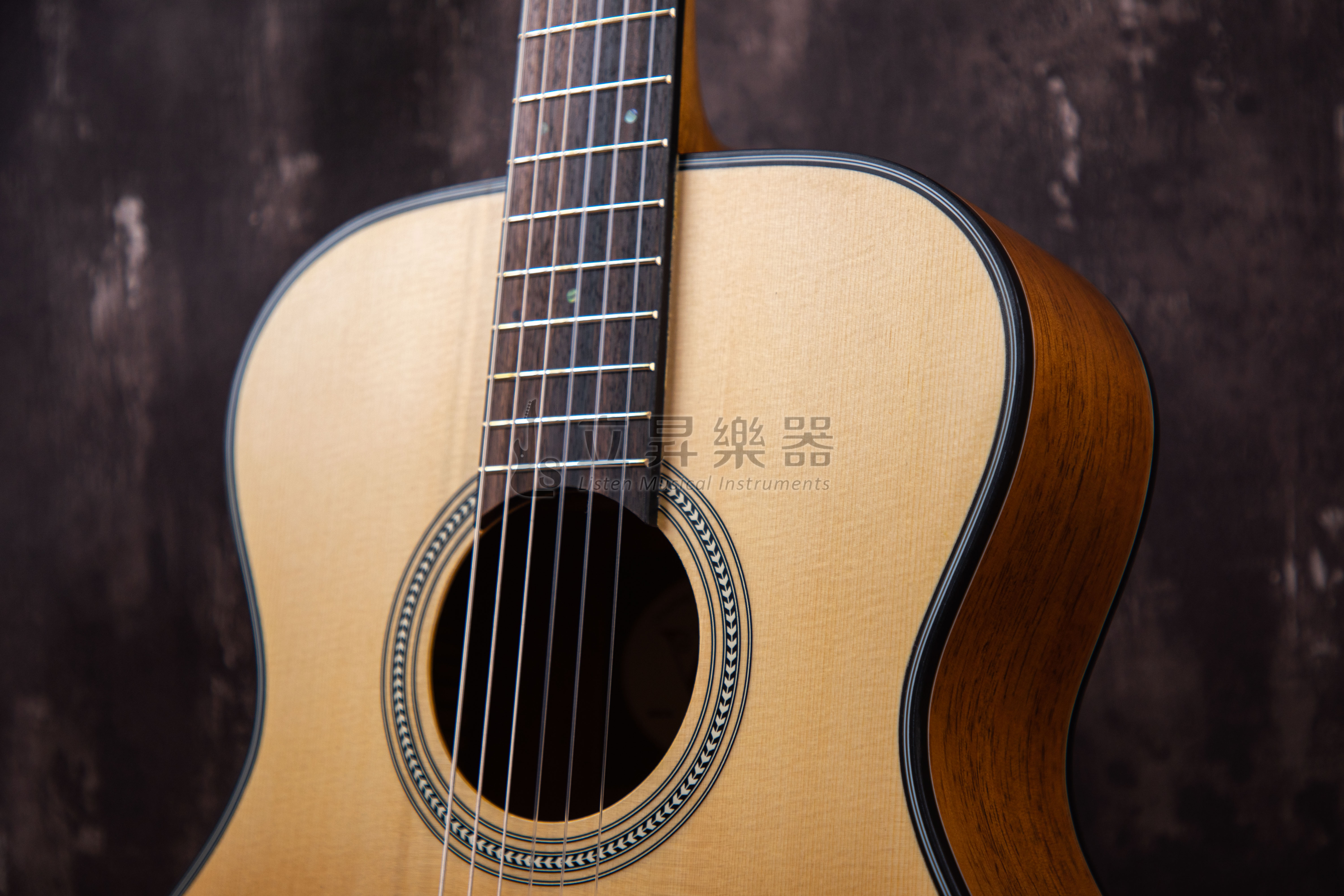 Valencia VA434 39吋 雲杉木面板 古典吉他 北約木側背板 第 4 張圖片｜三峽吉他 / Bass